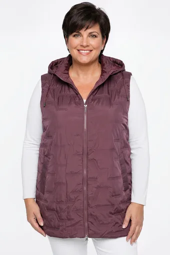 Reljeefse mustriga vest