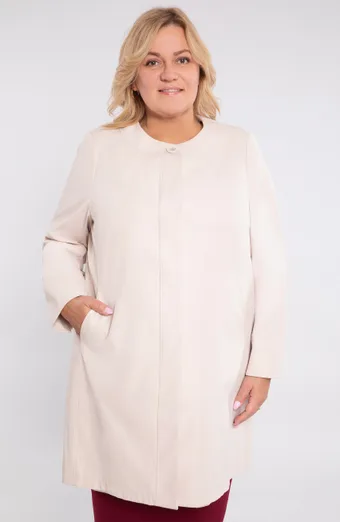 Elegantne kreemikas mantel