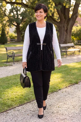 Must vest pandlaga